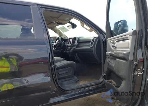 2020 Ram 1500 Big Horn из США, поврежденный, VIN 1C6SRFFT2LN113465